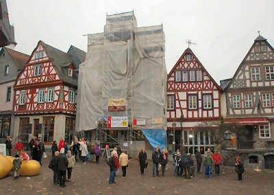 Spektakel auf König Adolf Platz